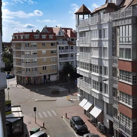 Zoute, Zandstraat - Zeezicht - 2 Grote Slaapkamers * Knokke-Heist