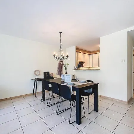 Zoute, Zandstraat - Zeezicht - 2 Grote Slaapkamers Apartment Knokke-Heist